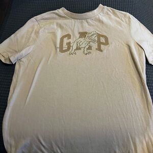 GAP Tan Dinosaur Graphic Tee boys size M.